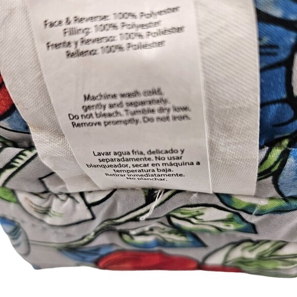 Mainstays Reversible Quilt Set In-a-Tote Full/Queen Grey Floral Bedding 4 PC Set - Picture 13 of 16